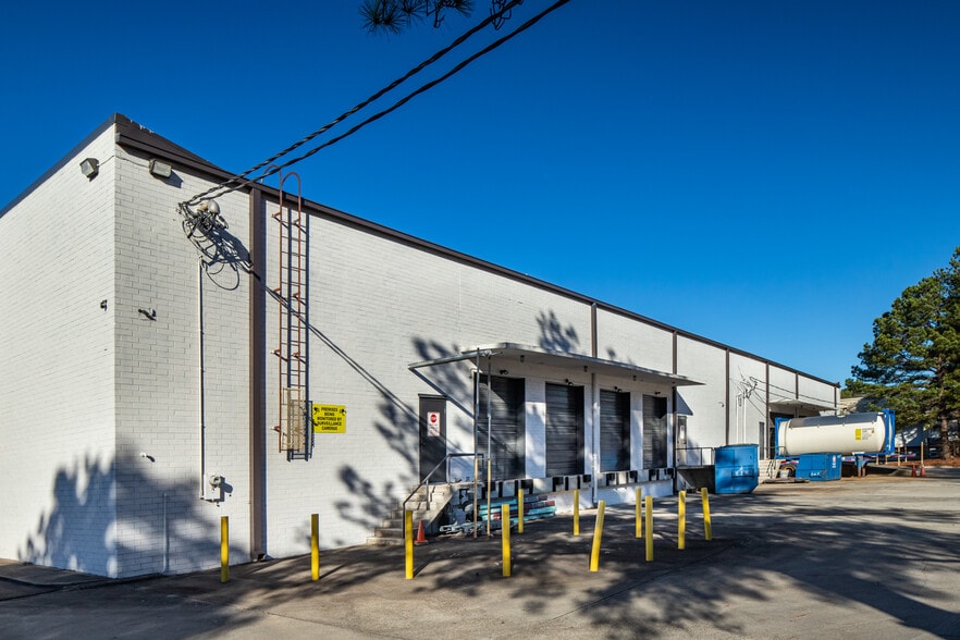 1862-1872 Enterprise Dr, Norcross, GA for lease - Building Photo - Image 3 of 4