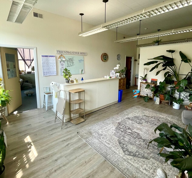 4949 Forest Ave, Downers Grove, IL for lease - Building Photo - Image 2 of 8