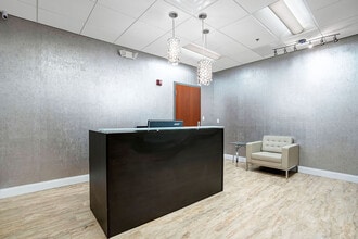 121-189 S Orange Ave, Orlando, FL for lease Interior Photo- Image 2 of 7