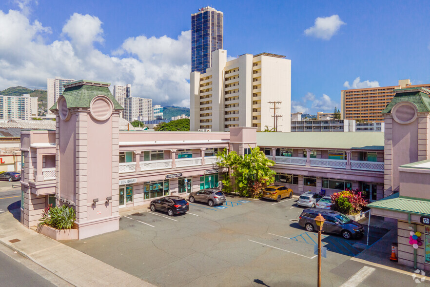 735-745 Keeaumoku St, Honolulu, HI for lease - Primary Photo - Image 1 of 22