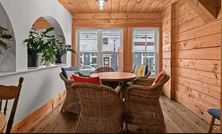 43 Queen St, Chester, NS for sale - Building Photo - Image 2 of 8