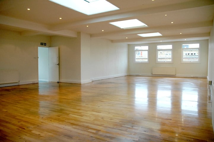 64-78 Glentham Rd, London for lease - Building Photo - Image 3 of 9