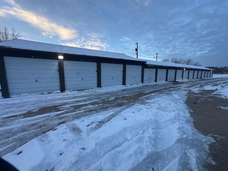 7800 10th St W, Rock Island, IL for sale - Primary Photo - Image 1 of 5