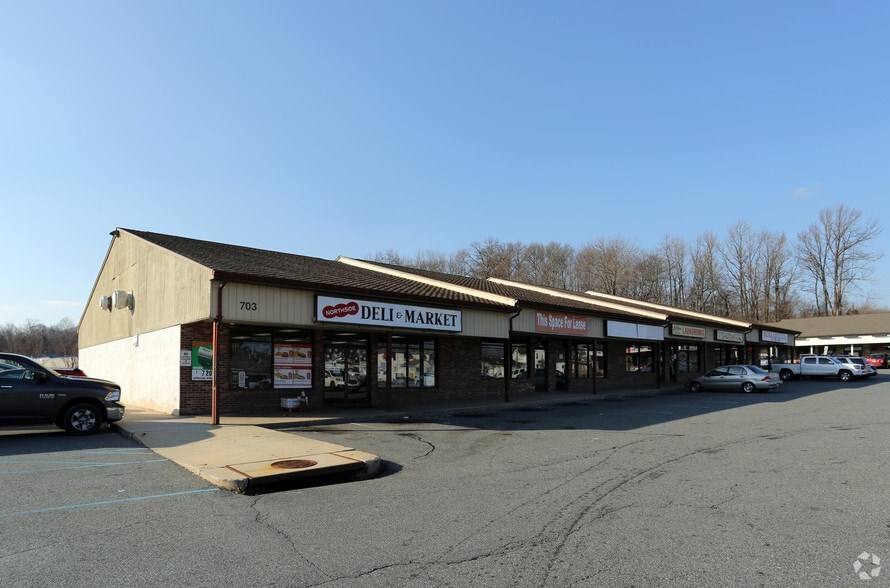 703 N Bridge St, Elkton, MD for lease - Building Photo - Image 1 of 6