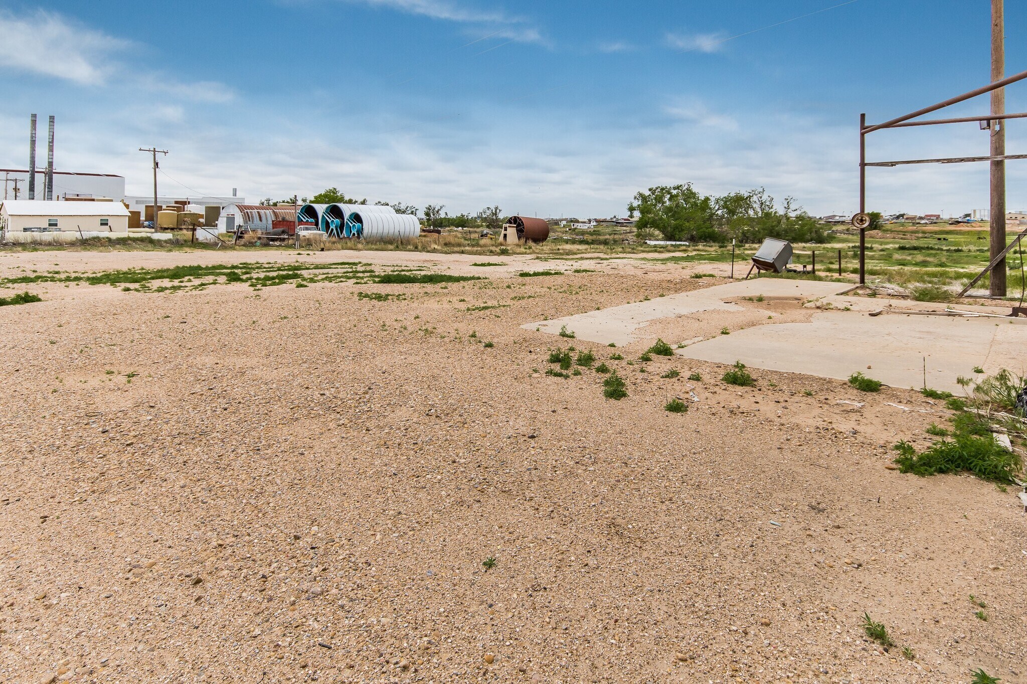 135 N Price Rd, Pampa, TX 79065 Industrial for Sale