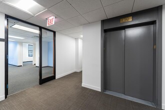 180 N Michigan Ave, Chicago, IL for lease Interior Photo- Image 2 of 8