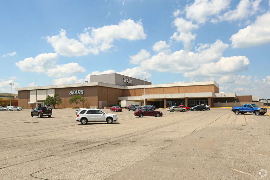 3191 S Linden Rd, Flint, MI for sale - Building Photo - Image 1 of 3