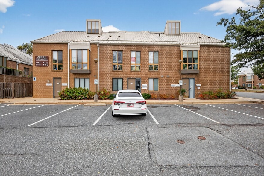 6175 Executive Blvd, Rockville, MD for lease - Building Photo - Image 2 of 9