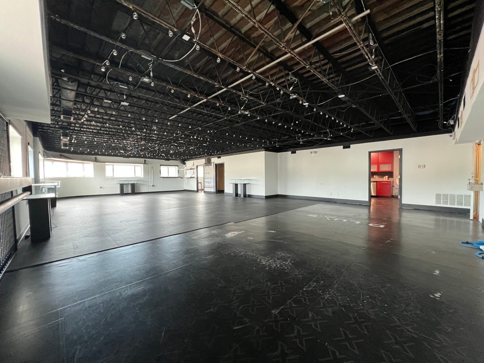 3401-3403 S Peoria Ave, Tulsa, OK for lease Interior Photo- Image 1 of 8