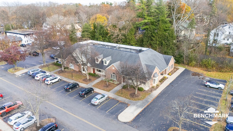 59 D Monroe Ave, Pittsford, NY for lease - Primary Photo - Image 1 of 26