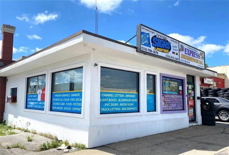 154 Front St, Hempstead, NY for sale - Building Photo - Image 2 of 7