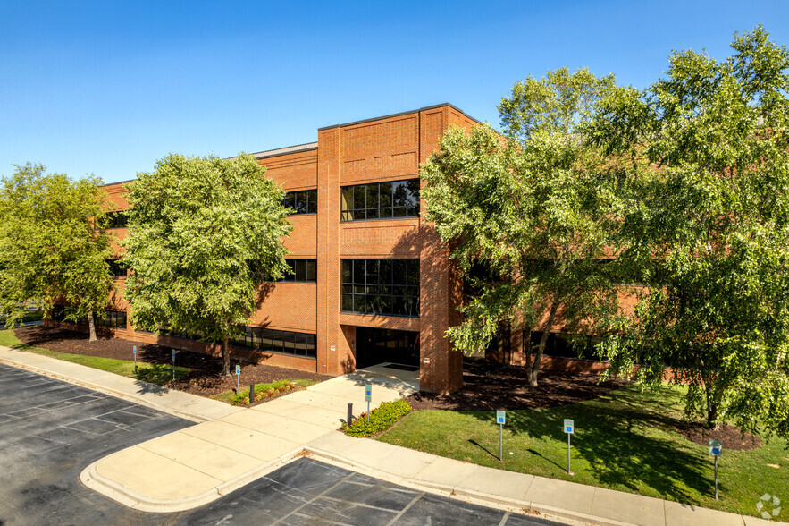 400 Brookfield Pky, Greenville, SC for sale - Primary Photo - Image 1 of 1