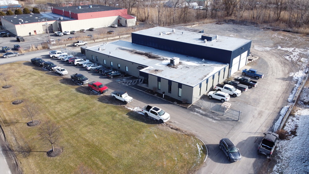 5857 Fisher Rd, East Syracuse, NY for lease - Building Photo - Image 1 of 25