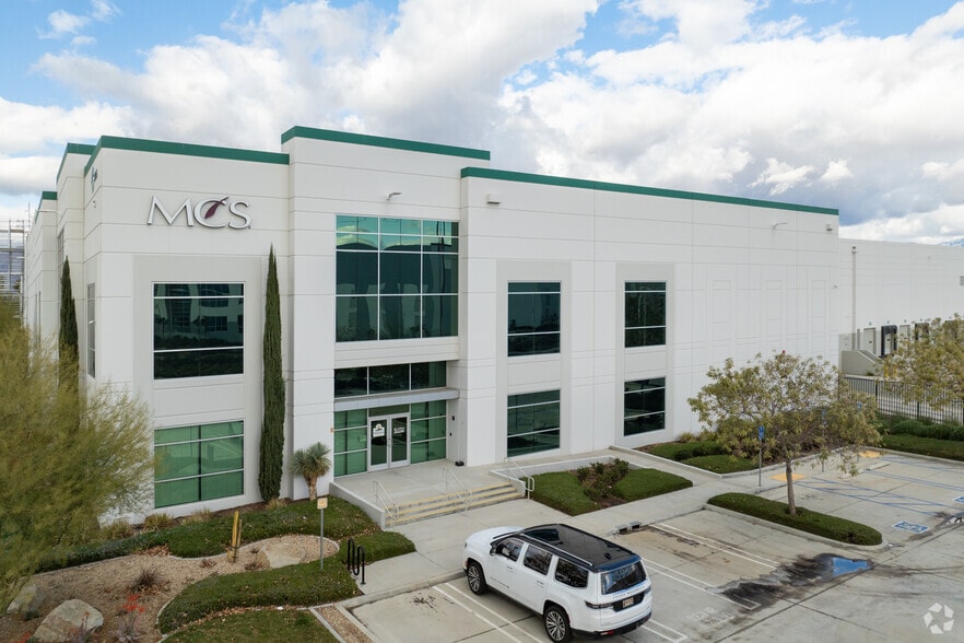 9375 Alabama St, Redlands, CA for lease - Primary Photo - Image 1 of 5