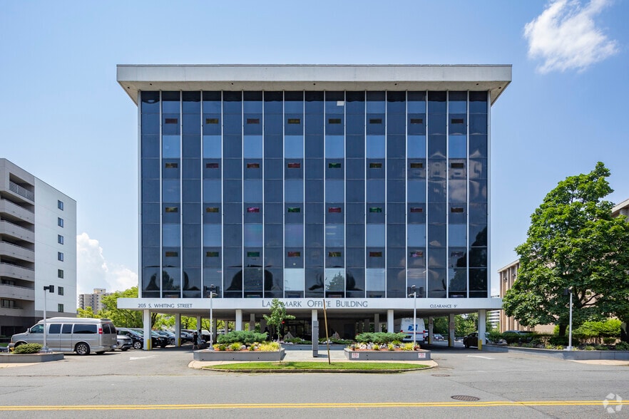 205 S Whiting St, Alexandria, VA for lease - Building Photo - Image 2 of 32