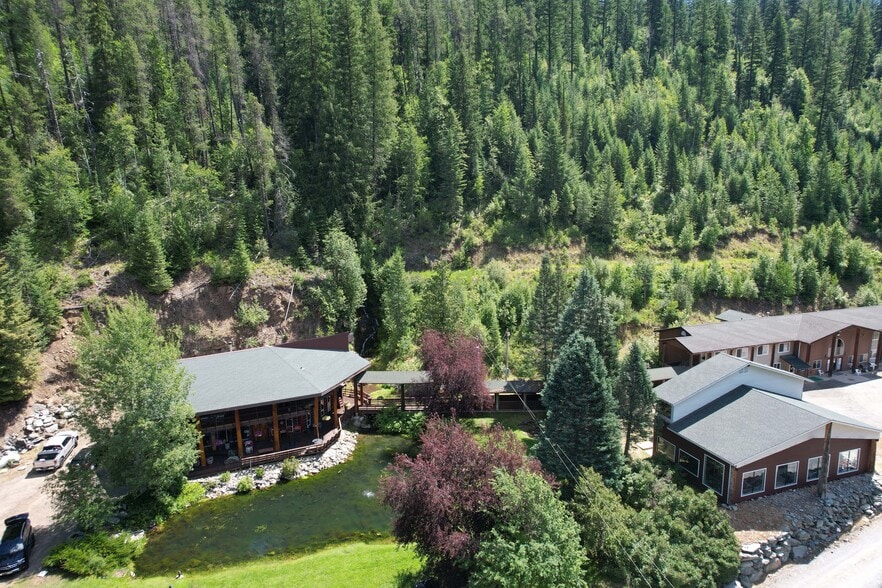 2741 Moyie River Road, Bonners Ferry, ID for sale - Building Photo - Image 3 of 9