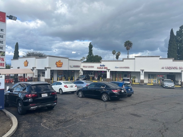 108-122 N Tustin Ave, Anaheim, CA for lease - Building Photo - Image 2 of 37