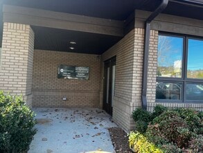 90 Southside Ave, Asheville, NC for lease Interior Photo- Image 2 of 7