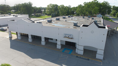 1009-1411 10th St, Jeffersonville, IN for lease Building Photo- Image 1 of 1