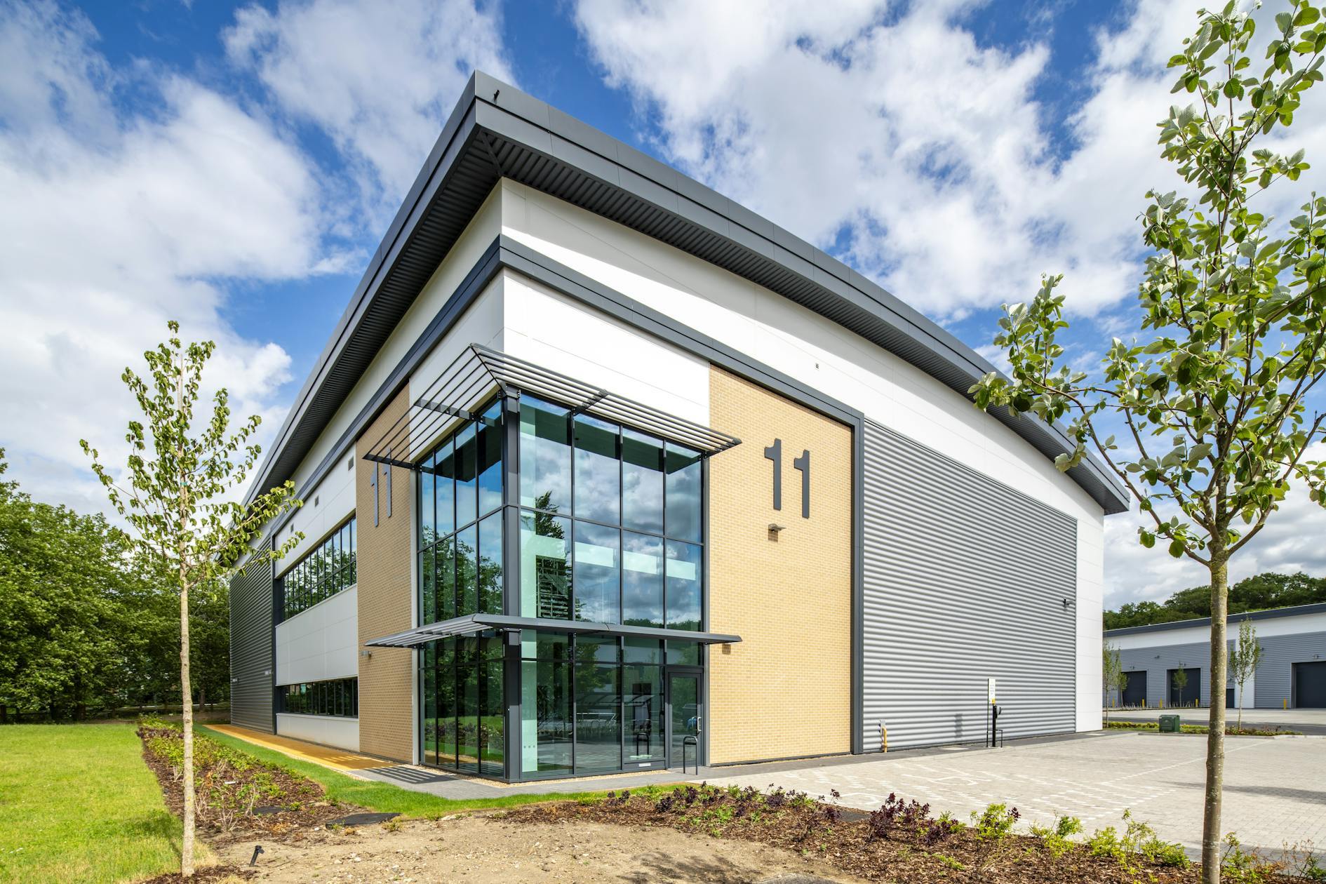 Bartley Way, Hook for lease Building Photo- Image 1 of 3