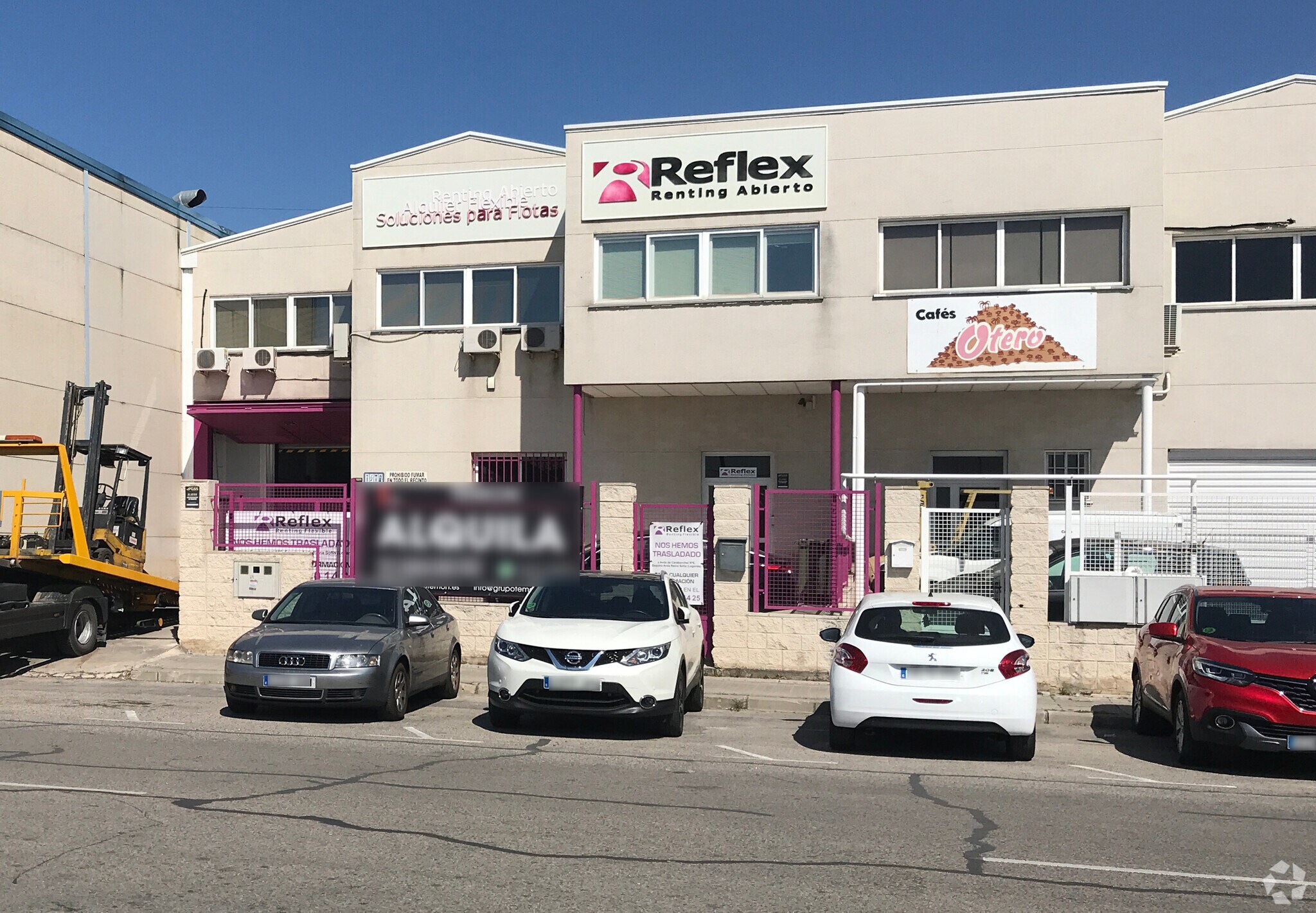 in Móstoles, Madrid for sale Primary Photo- Image 1 of 1