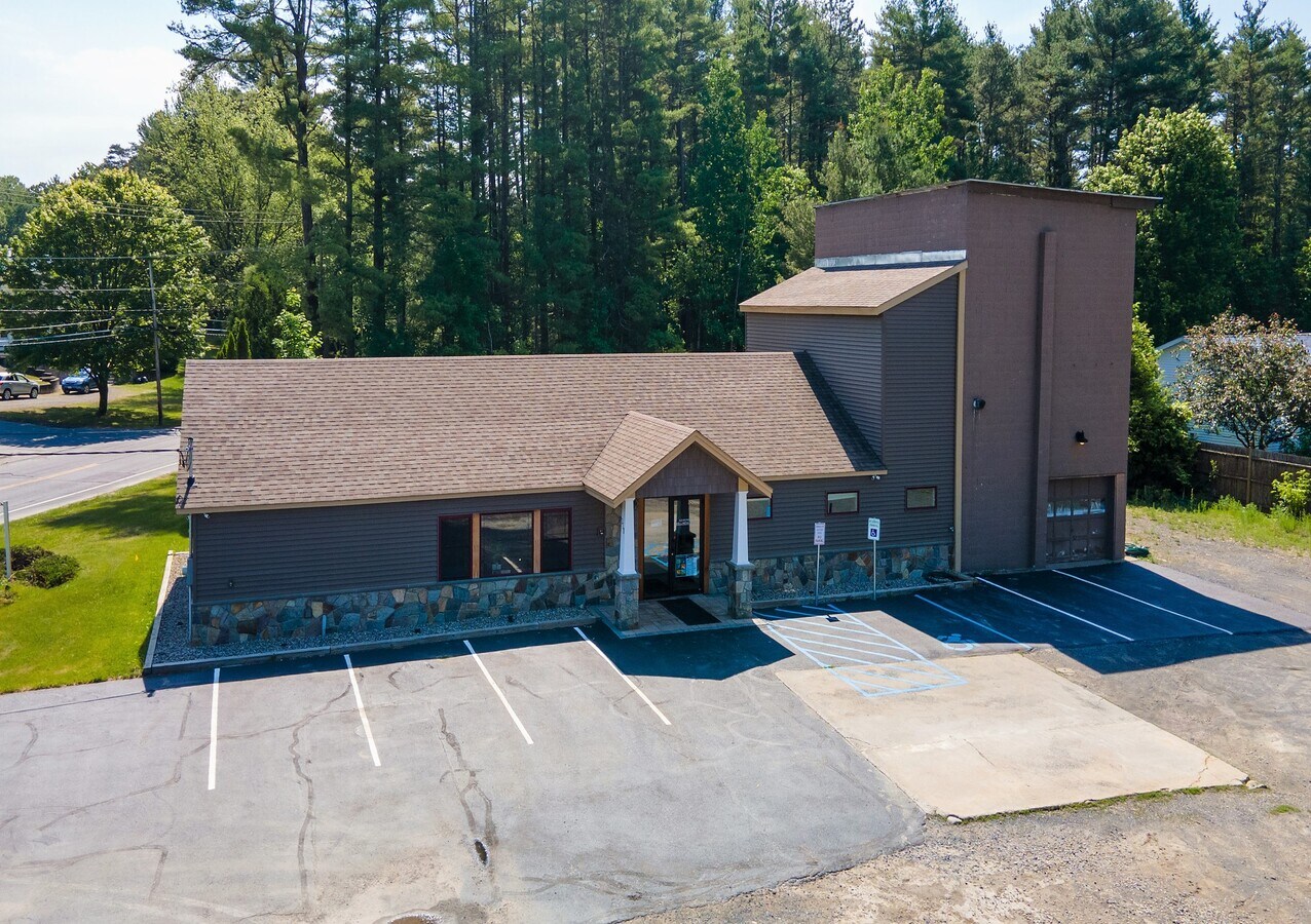 310 Dixon Rd, Queensbury, NY 12804