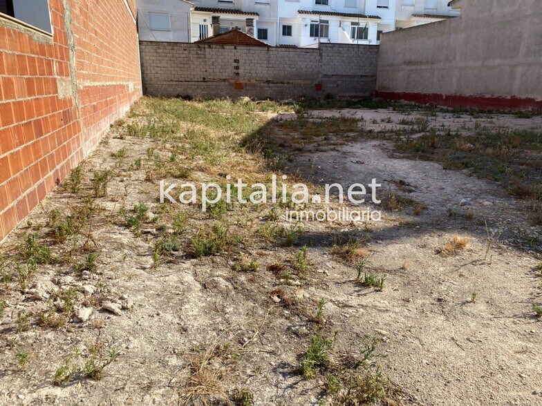 Land in València for sale - Building Photo - Image 2 of 4