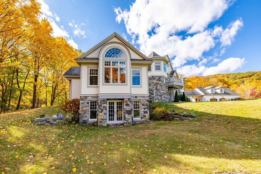 279 Granville Rd, North Granby, CT 06060 Toussaint Farm