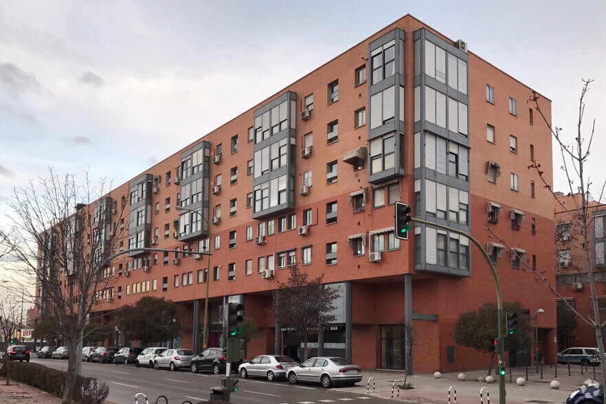 Calle Bulevar de José Prat, 11, Madrid, Madrid for sale - Building Photo - Image 2 of 2