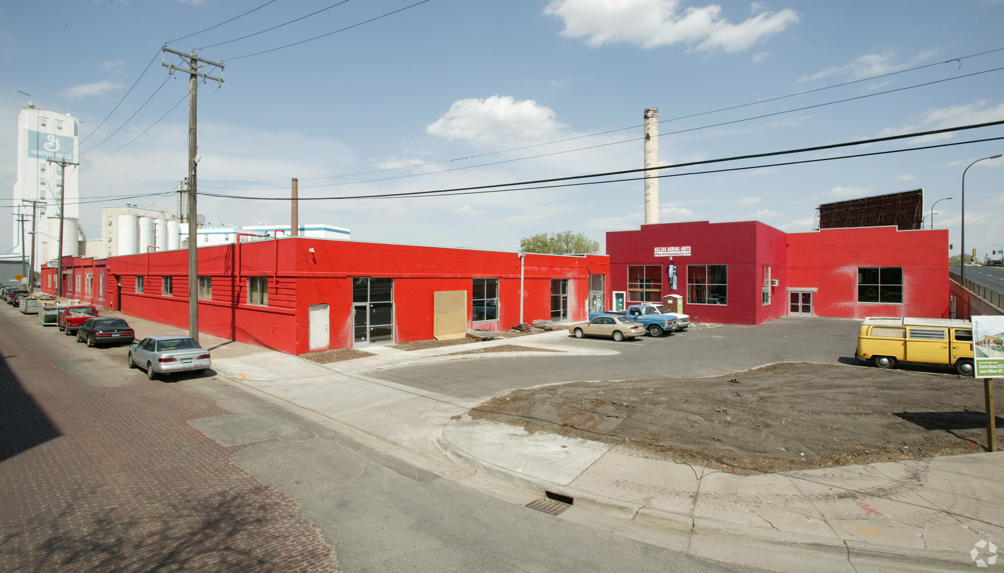 1121 Jackson St NE, Minneapolis, MN for lease Building Photo- Image 1 of 3