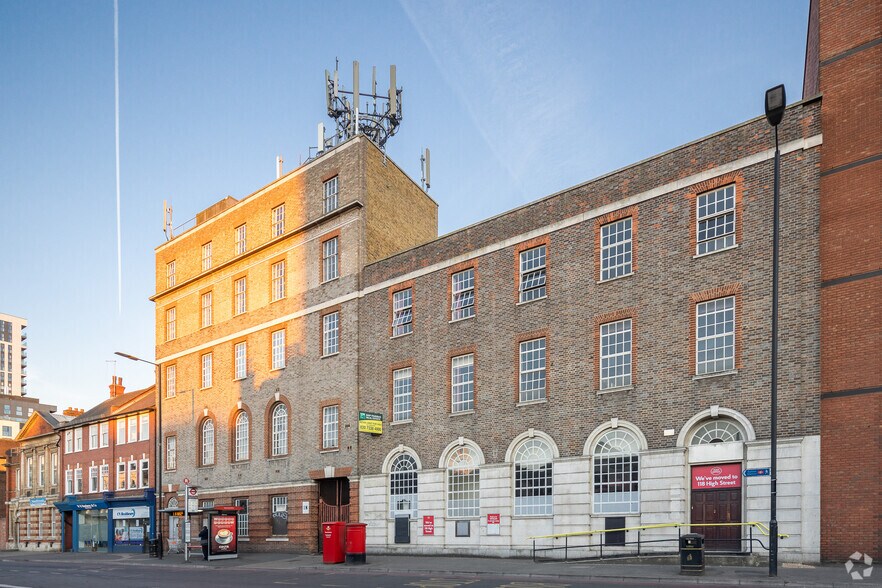 17-23 Grove Rd, Sutton for sale - Building Photo - Image 1 of 1