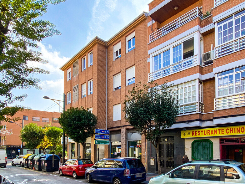 Calle Jardines, 8, Getafe, Madrid for lease - Building Photo - Image 2 of 2