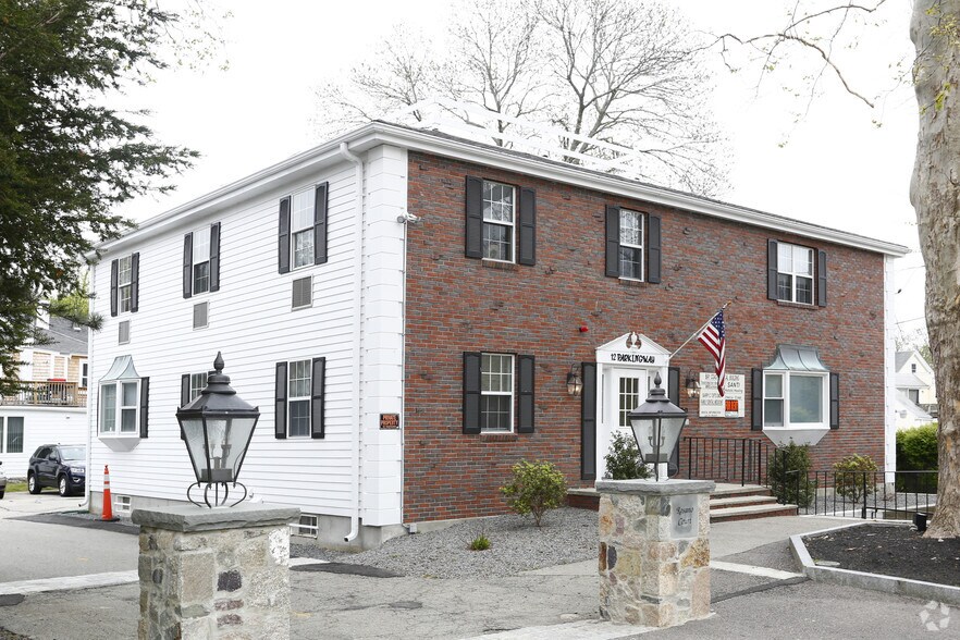 12 Parkingway, Cohasset, MA for sale - Primary Photo - Image 1 of 1