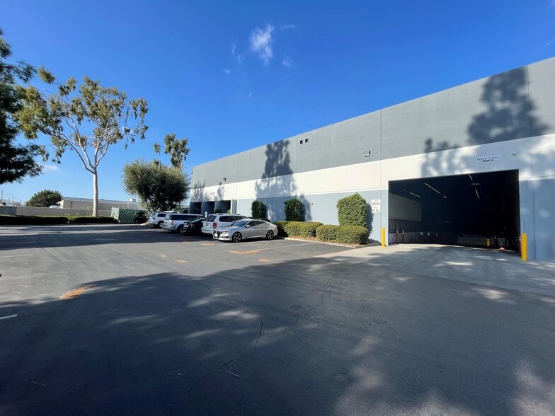 14063 Borate St, Santa Fe Springs, CA for lease - Primary Photo - Image 1 of 7