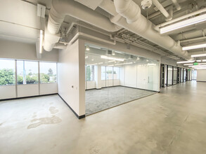 6725 W Sunset Blvd, Los Angeles, CA for lease Interior Photo- Image 2 of 7