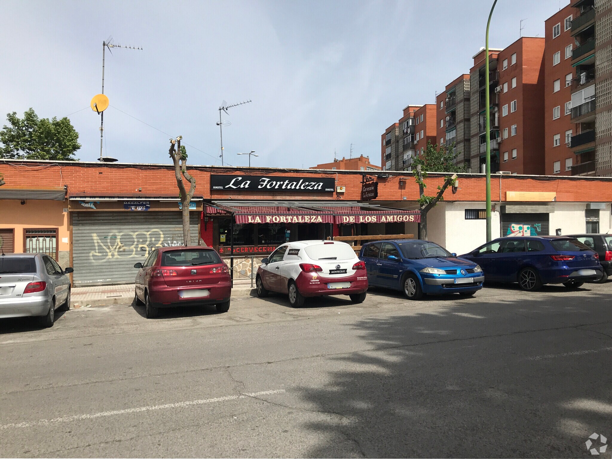 Avenida Campo Hermoso, 42, Humanes de Madrid, Madrid for sale Primary Photo- Image 1 of 1