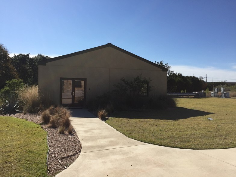 1205 BMC Dr, Cedar Park, TX for sale - Primary Photo - Image 1 of 1