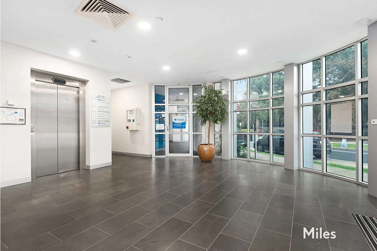76-82 Turnham Ave, Rosanna for lease Lobby- Image 1 of 4