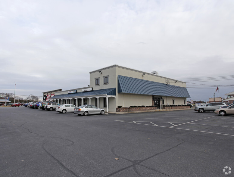 222 S Dupont Hwy, Dover, DE for lease - Building Photo - Image 2 of 4