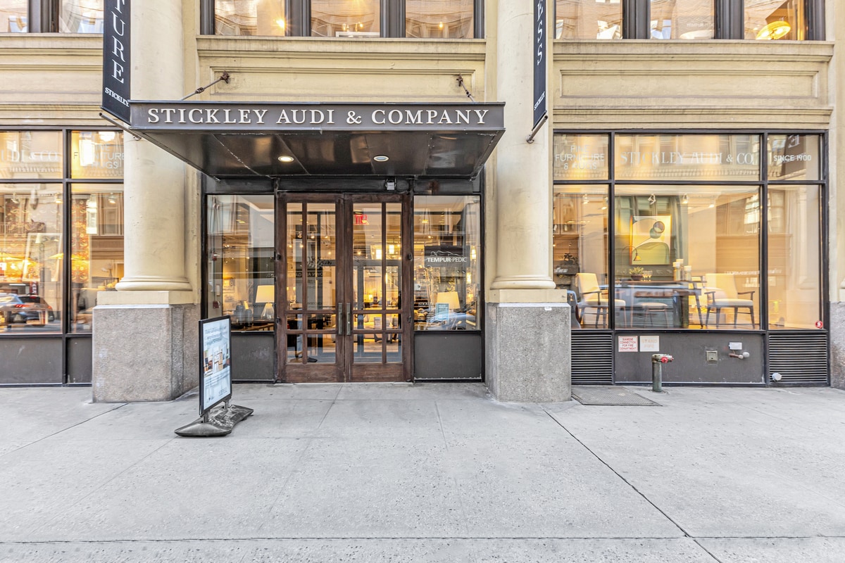 207-217 W 25th St, New York, NY for lease Building Photo- Image 1 of 8