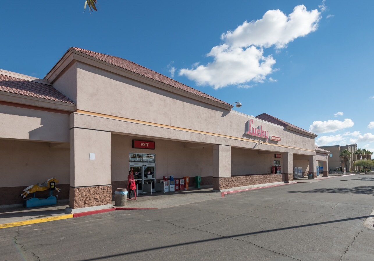 351 Wake Ave, El Centro, CA 92243 Retail for Sale