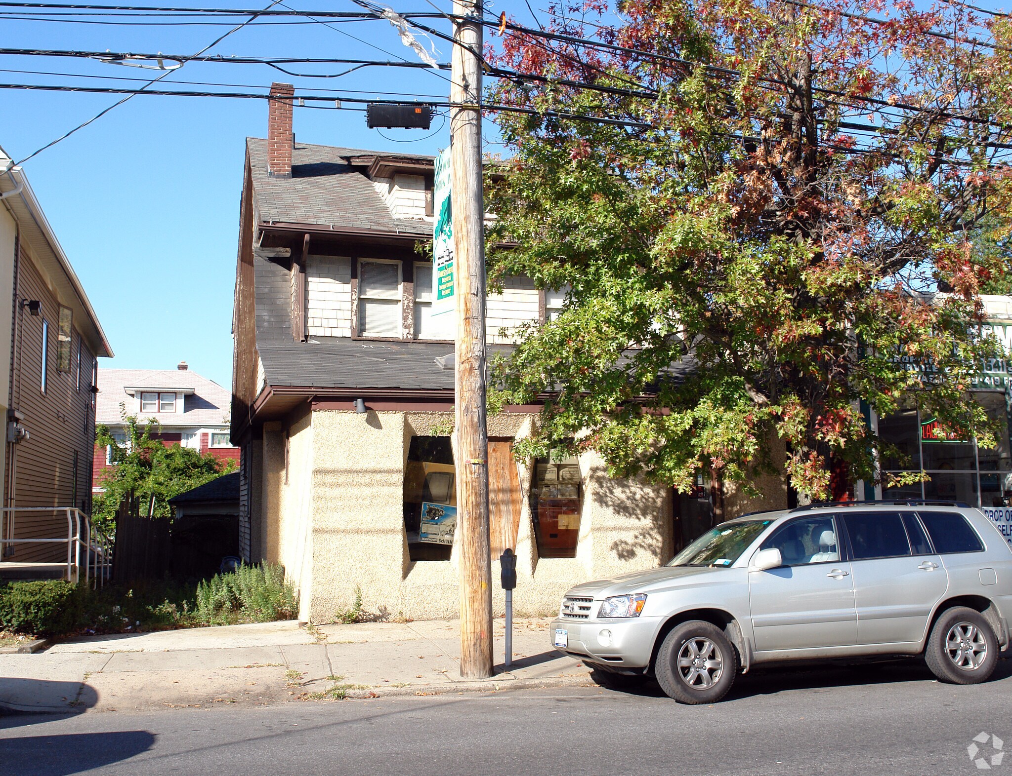 423 Forest Ave, Staten Island, NY for sale Primary Photo- Image 1 of 1