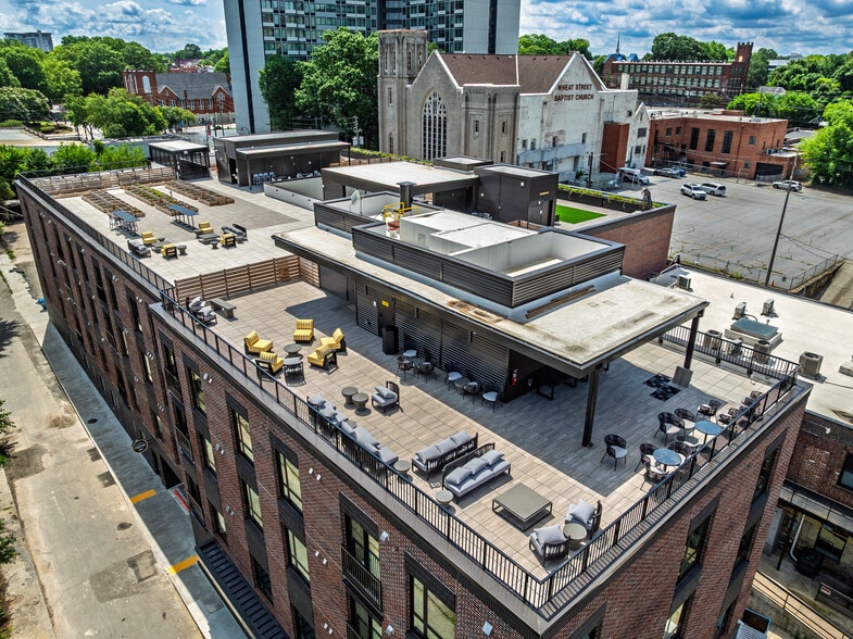 348-376 NE Auburn Ave, Atlanta, GA for lease - Building Photo - Image 3 of 11