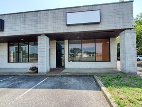 4830-4848 Sunrise Hwy, Sayville, NY for lease Building Photo- Image 2 of 7