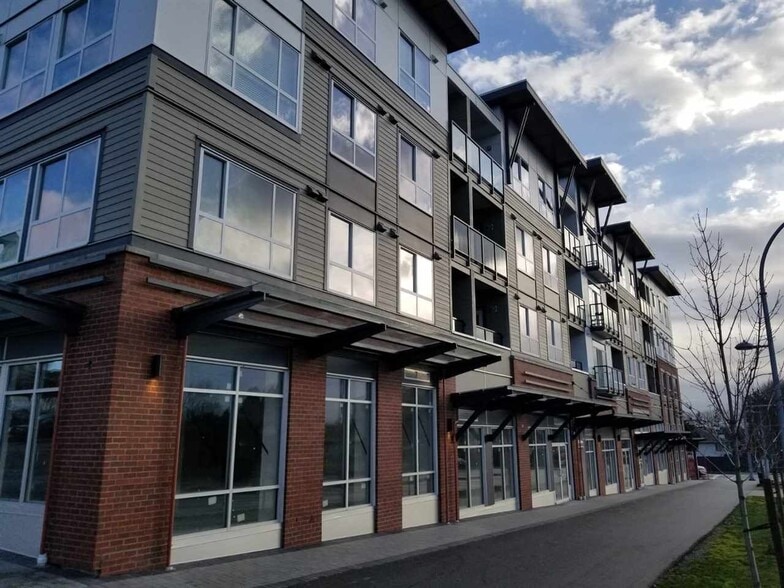 19567 64 Ave, Surrey, BC for sale - Primary Photo - Image 1 of 1