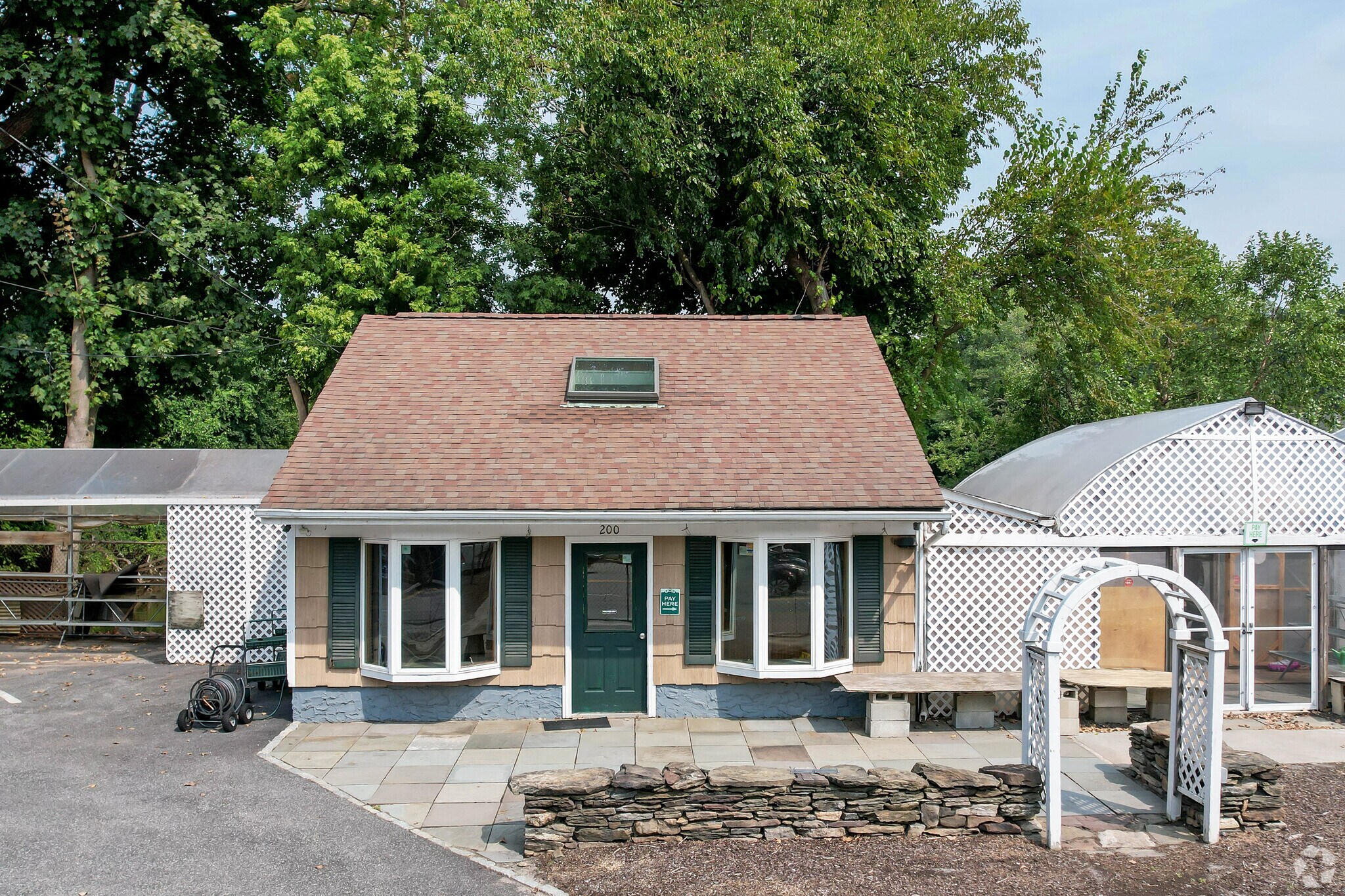 200 Tarrytown Rd, White Plains, NY 10607 Retail for Lease