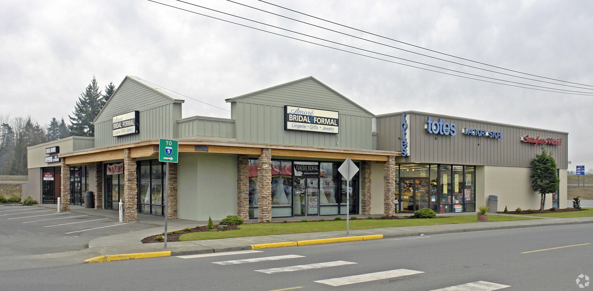 1200-1212 Lum Rd, Centralia, WA for sale Primary Photo- Image 1 of 1