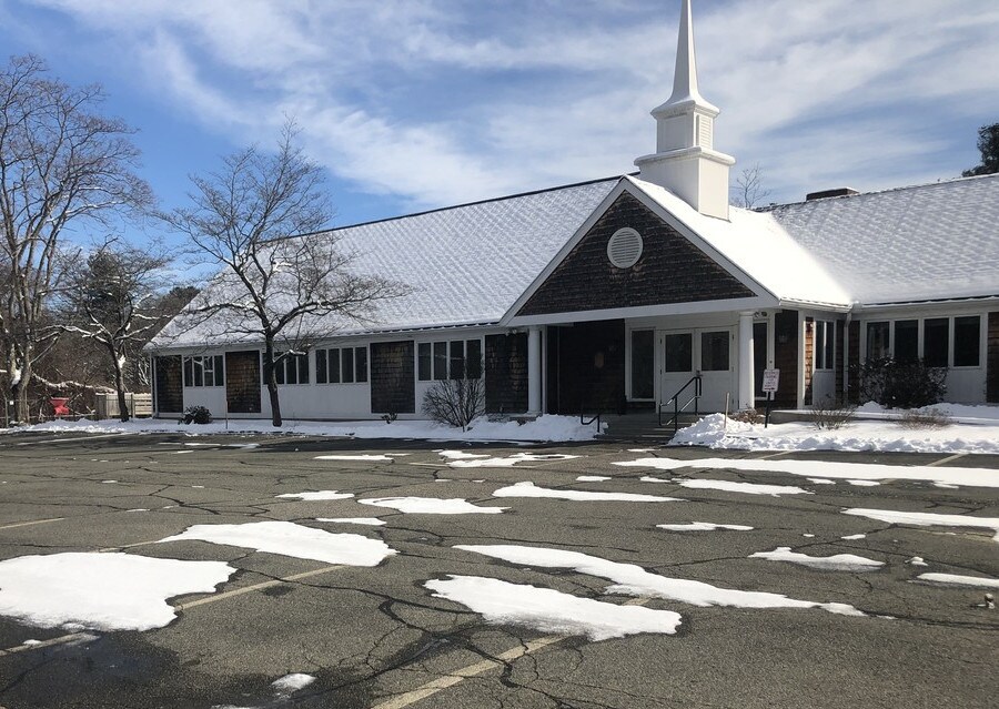 130 Newton St, Weston, MA 02493