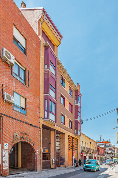 Calle Capitán Blanco Argibay, 35, Madrid, Madrid for lease - Primary Photo - Image 1 of 4