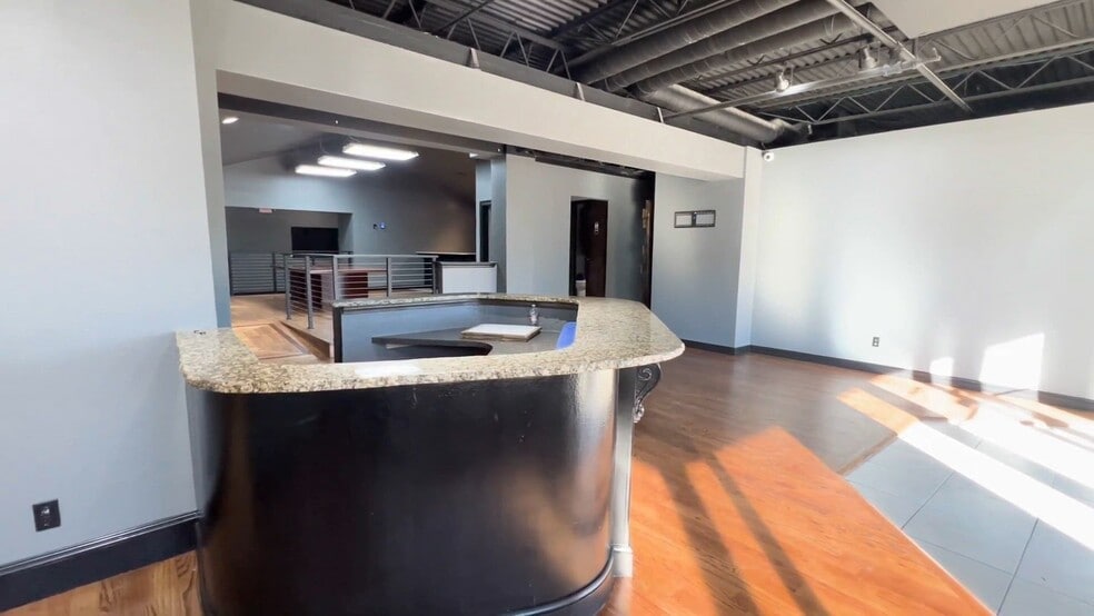 11367 E 61st St, Broken Arrow, OK for lease - Commercial Listing Video - Image 2 of 11